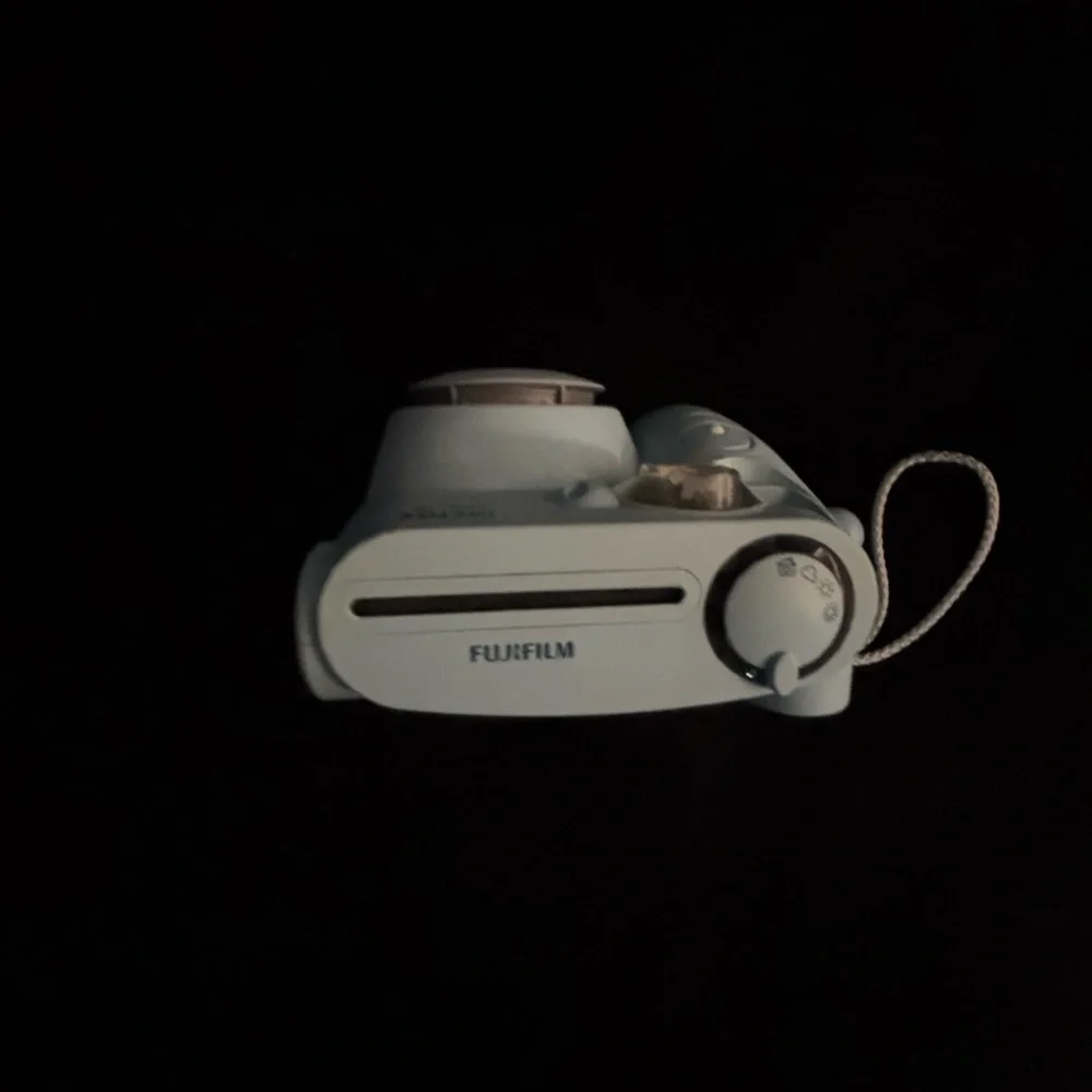 Fujifilm Instax Mini 7S Instant Camera - Light Blue
